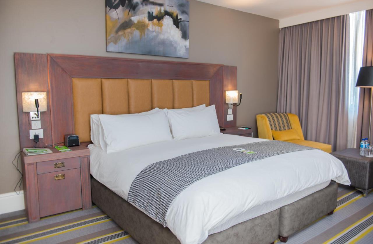 Holiday Inn - Mutare By Ihg Dış mekan fotoğraf