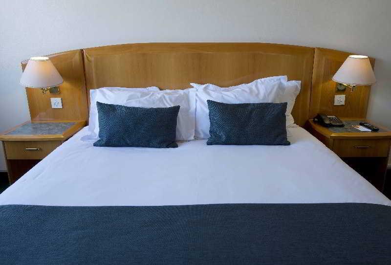 Holiday Inn - Mutare By Ihg Dış mekan fotoğraf
