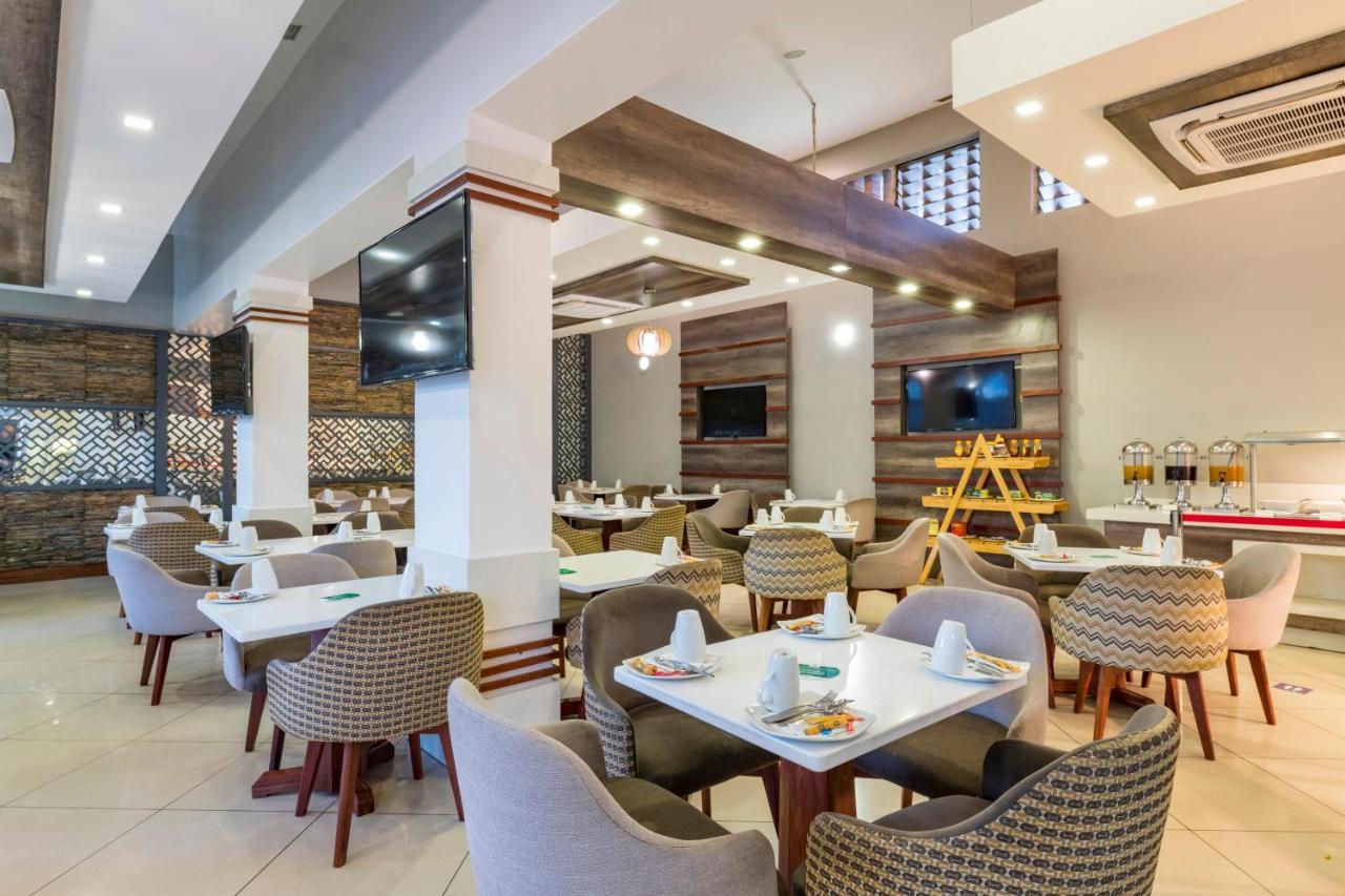 Holiday Inn - Mutare By Ihg Dış mekan fotoğraf